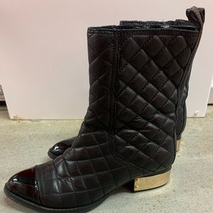 Jeffrey Campbell like new quilted leather boots with gold heel accents size 7.5M